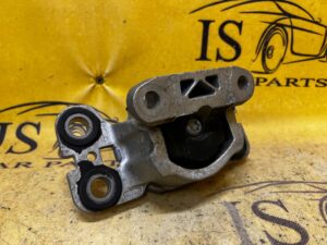 ŁAPA WSPORNIK PODUSZKA SILNIKA RANGE ROVER EVOQUE L538