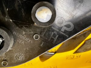 TRÓJKĄT ZAŚLEPKA BŁOTNIKA TYŁ LEWA LEWY RENAULT SCENIC IV