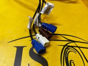 OKABLOWANIE WIĄZKA PRZEWODÓW KABEL ANTENY RADIA NAWIGACJI DACIA JOGGER