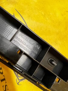 BELKA ABSORBER ZDERZAKA TYŁ WIĄZKA CZUJNIKÓW PARKOWANIA TYŁ INFINITI Q30