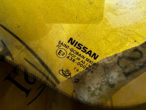 SZYBA PRZÓD CZOŁOWA AKUSTYCZNA NISSAN LEAF II ZE1