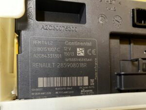 ZESTAW STARTOWY ECU BCM STACYJKA ZEGARY RENAULT CAPTUR I PRZEDLIFT 0.9 TCE