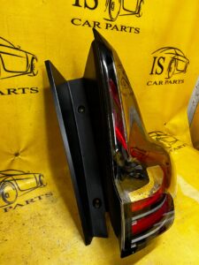 PRAWA LAMPA W BŁOTNIK RENAULT ESPACE V TYŁ LED EU