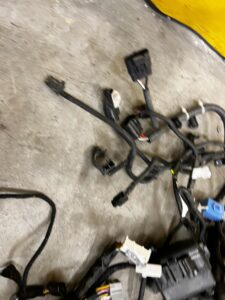 WIĄZKA INSTALACJA SILNIKA PUSZKA BEZPIECZNIKÓW LEXUS RX 450H III 3 AL10