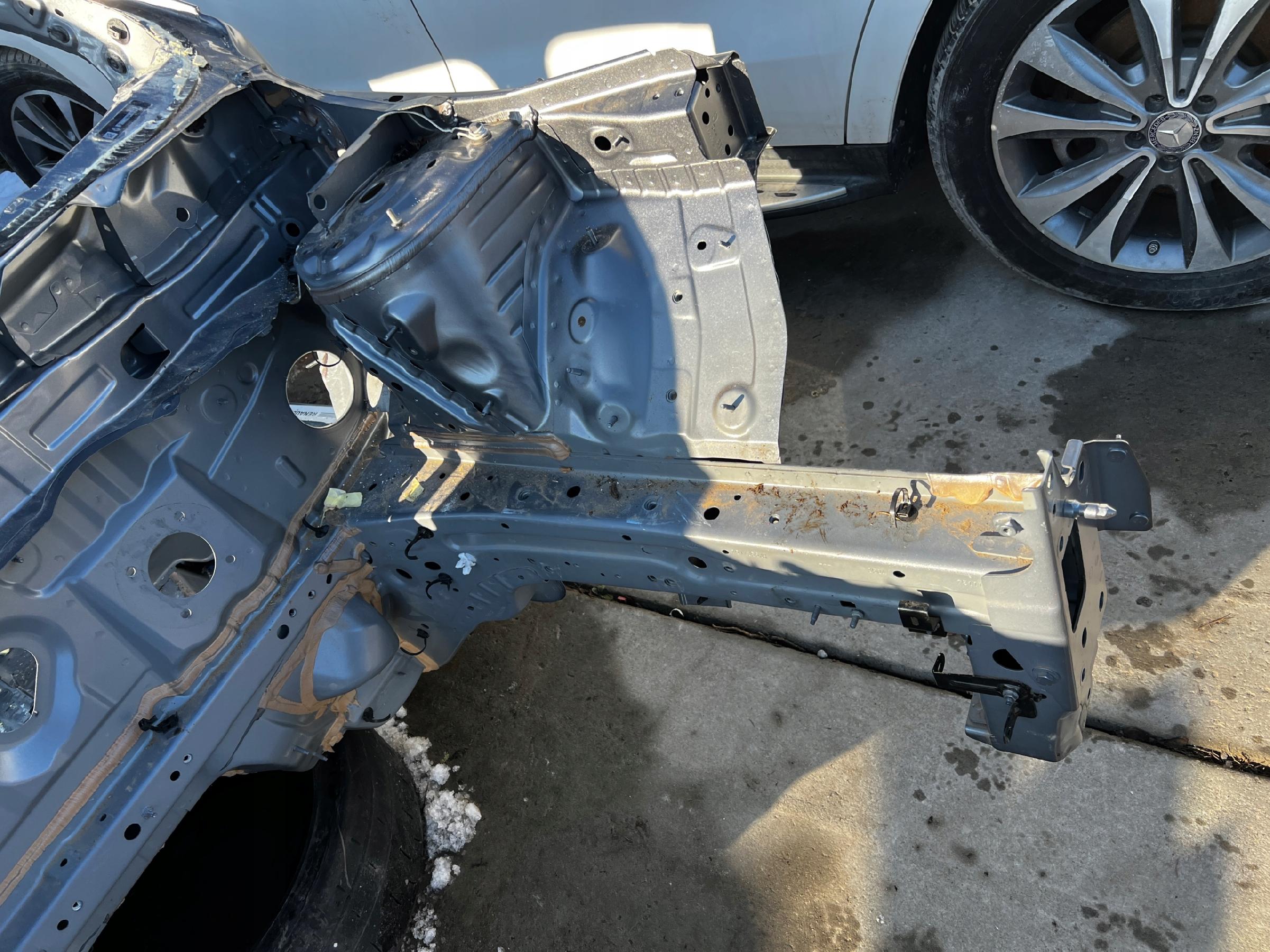 LEWA ĆWIARTKA PRZÓD PRZEDNIA PODŁUŻNICA RENAULT ESPACE VI 6 AUSTRAL