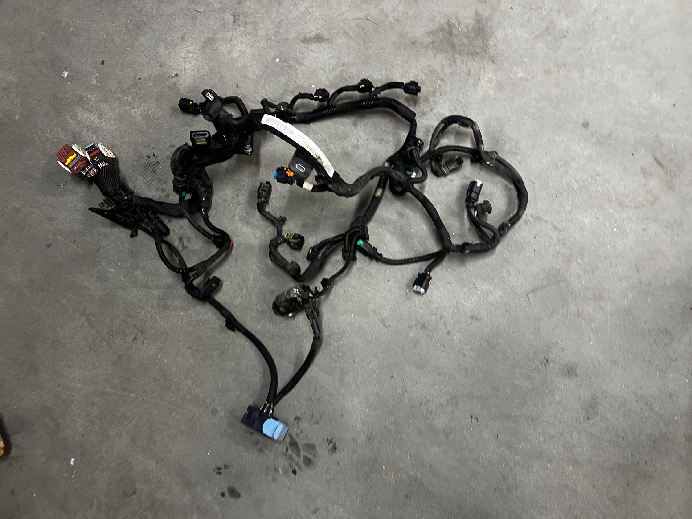 WIAZKA INSTALACJA OKABLOWANIE SILNIKA PEUGEOT CITROEN 1.6 E-HDI