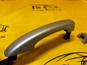 KLAMKA ZEWNĘTRZNA DRZWI PRZÓD LEWY DACIA JOGGER TEKQF