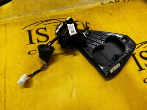 KLAPKA PORT ŁADOWANIA ODBLASK LAMPY TYŁ TYLNY LEWY TESLA MODEL 3 PRZEDLIFT