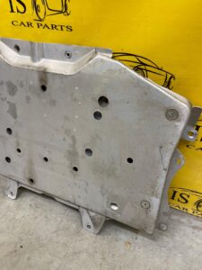 OSŁONA IZOLACJA PŁYTA SILNIKA LR L462 DISCOVERY V