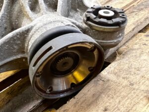 MOST DYFERENCJAŁ TYLNY TYŁ RANGE ROVER VELAR L560 2.0i BENZYNA 3.73