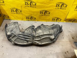 KOMPLETNE NADKOLE TYLNE PRAWE BMW 1 F40