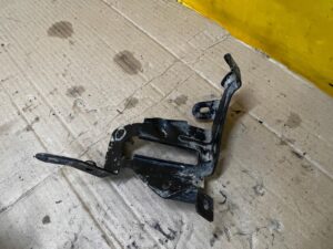 UCHWYT WSPORNIK CZUJNIKA FAP DACIA DOKKER 1.5 BLUE DCI