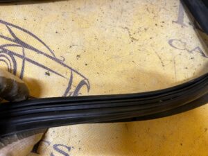 USZCZELKA POKRYWY BAGAŻNIKA KLAPY TYŁ MERCEDES E W213 KOMBI