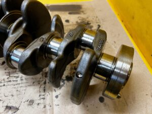 WAŁ KORBOWY RENAULT 1.3 TCE H5HB470 8488R