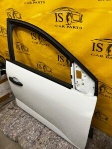 DRZWI PRAWY PRZÓD PRAWE PRZEDNIE DACIA SANDERO STEPWAY III 2023R