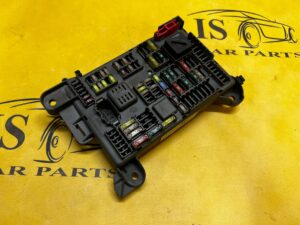 ROZDZIELACZ PRĄDU SKRZYNKA MODUŁ BEZPIECZNIKÓW BMW X5 E70 X6 E71