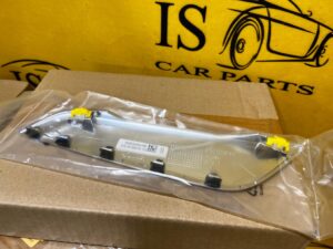 OSŁONA ZAŚLEPKA KANAŁU POWIETRZA BŁOTNIKA PRZÓD PRAWA BMW 5 G30 G31 NOWA OE