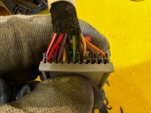 LUSTERKO LEWE 18 PIN KAMERA ASYSTENT CZARNE RANGE ROVER VELAR L560