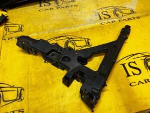 ŚLIZG MOCOWANIE ZDERZAKA TYŁ LEWY RANGE ROVER VELAR L560