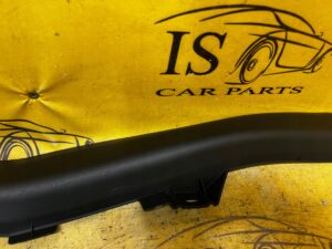 LISTWA OSŁONA POSZYCIE PROGU PRAWA PRAWY TYŁ INFINITI Q70