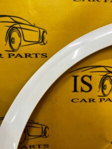 OSŁONA LISTWA BŁOTNIKA SIERP PRAWA GENESIS GV70 BIAŁA PERŁA