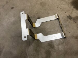 WSPORNIK MOCOWANIE AKUMULATORA LAND ROVER DISCOVERY 5 V L462