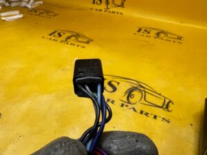 LUSTERKO ZEWNĘTRZNE PRAWE 6+4 10 PIN CHEVROLET CORVETTE C5 97-04