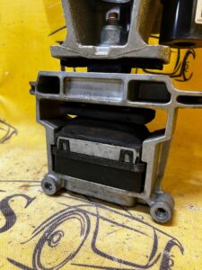 ŁAPA PODUSZKA SILNIKA LR RANGE ROVER EVOQUE II L551 2.0D