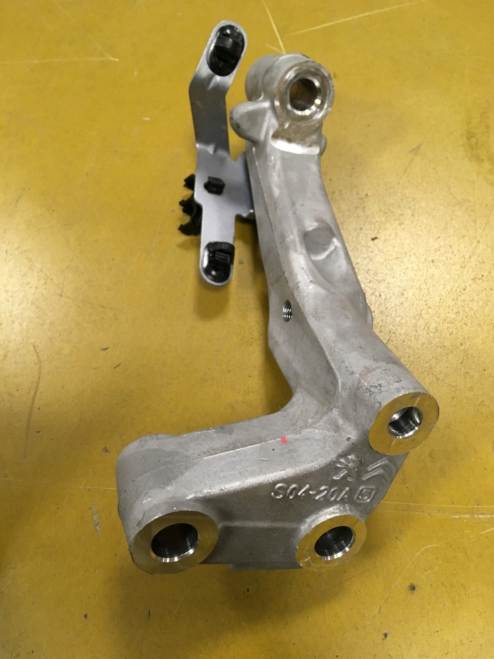 ŁAPA MOCOWANIE SANEK WÓZKA PEUGEOT 3008 II 5008