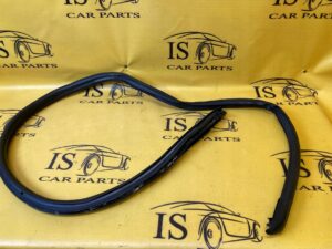 USZCZELKA DRZWI LEWA PORSCHE 911 997 CABRIO