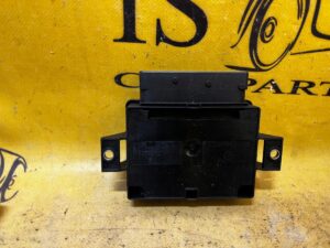 MODUŁ STEROWNIK HAMULCA RĘCZNEGO INFINITI Q30 MERCEDES W176