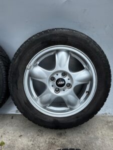 KOŁA FELGI OPONY ZIMOWE MINI COOPER R56 175/65 R15
