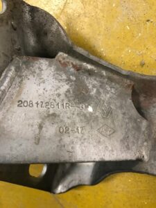 ŁAPA WSPORNIK SILNIKA RENAUTL DACIA NISSAN 1.2 TCE