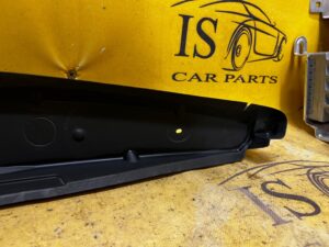 OSŁONA ZAŚLEPKA NAKŁADKA BŁOTNIKA PRAWY PRZÓD INFINITI Q30