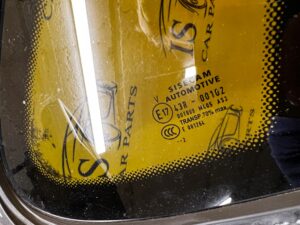 SZYBA SZYBKA KAROSERYJNA BŁOTNIKA TYŁ PRAWA PORSCHE CAYENNE COUPE 9Y3 9Y0