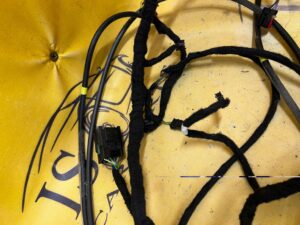 FORD KUGA III MK3 WIĄZKA PODSUFITÓWKI DACHU SOLAR