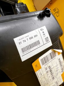 WLOT KANAŁ KIEROWNICA POWIETRZA PRAWY PRAWA BMW 7 F01 F02 F04 NOWY OEM