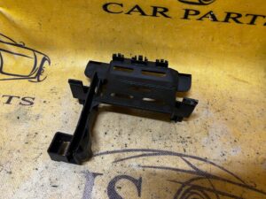 WSPORNIK UCHWYT MOCOWANIE WIĄZKI KABLI RENAULT MEGANE IV HB