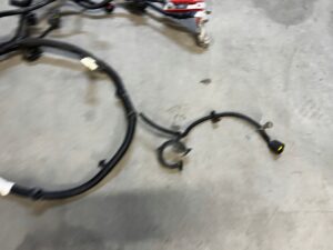 OKABLOWANIE INSTALACJA WIĄZKA KOMORY SILNIKA KLEMY FORD ESCAPE MK4 1.5 EB