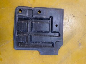 OSŁONA ZAŚLEPKA NADKOLA LEWY PRZÓD INFINITI QX70