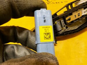 KLAMKA DRZWI PRZÓD PRAWY KEYLESS PEUGEOT 508 I LIFT