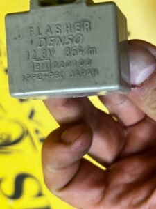 PRZEKAŹNIK MODUŁ KIERUNKOWSKAZÓW LEXUS RX 450H III 3 AL10