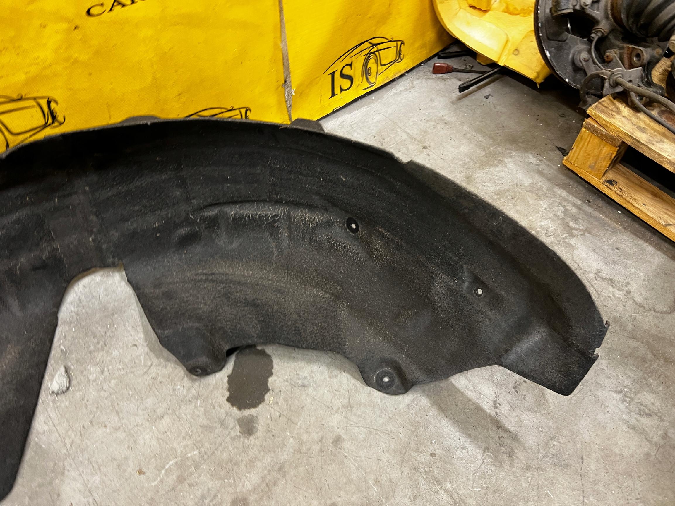 NADKOLE WNĘKA TYŁ TYLNA TYLNE PRAWA PRAWE AUDI TT 8S