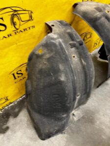 NADKOLE PRAWY PRZÓD RENAULT MEGANE IV HB