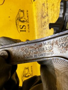 UCHWYT WSPORNIK MOCOWANIE PORSCHE CAYENNE II 7P5