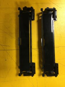 ZAŚLEPKA MOCOWANIA RELINGU LISTWA INFINITI Q30