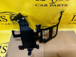 WSPORNIK UCHWYT MOCOWANIE KOMPUTERA SILNIKA PORSCHE CAYENNE II 7P5 LIFT 92A