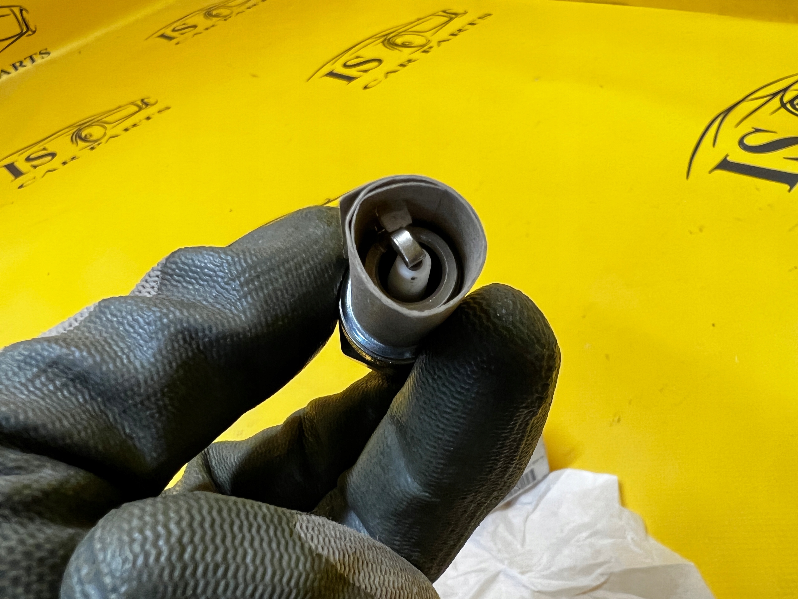 ŚWIECA ZAPŁONOWA BMW E30 325e E28 528e 535i E24 633CSi E23 733i NOWA OEM