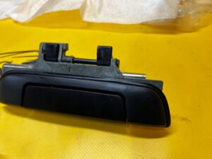 KLAMKA ZEWNĘTRZNA DRZWI TYŁ PRAWY BMW 3 E36 SEDAN KOMBI NOWA OEM