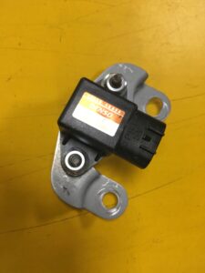 CZUJNIK ODCHYLENIA QASHQAI J11 NISSAN X-TRAIL T32